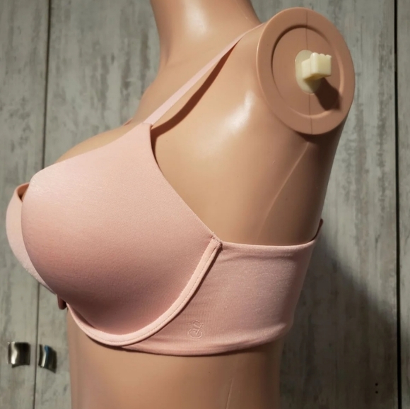 Victoria's Secret Perfect Shape push-up bra - Picture 4 of 9